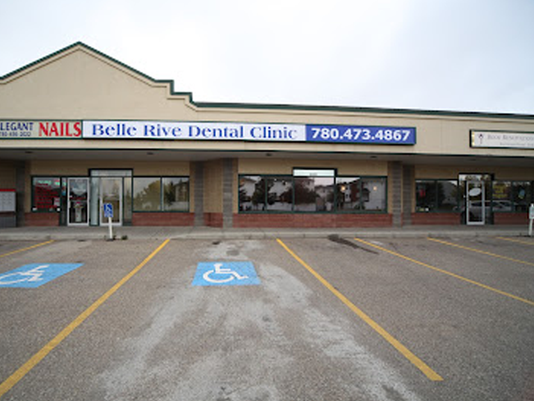 belle-rive-team-slider2